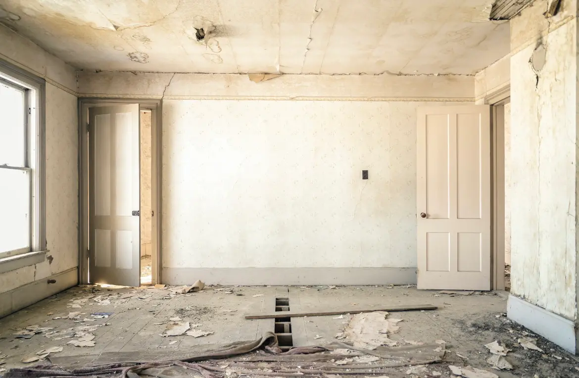 Waste disposal crew managing a cleanout project in Wichita Falls